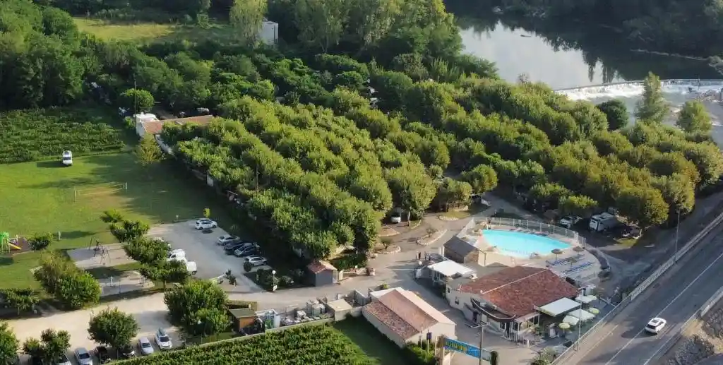 camping ardeche au bord de l eau ardèche camping international