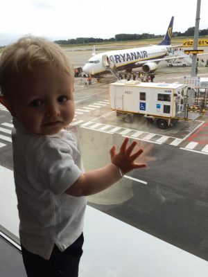 Voyager en avions avec bébé