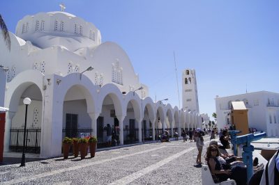 ville de fira île de Santorin