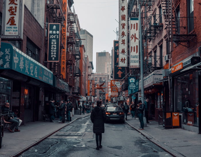 mobilité internationale avantages et inconvénients drapeaux