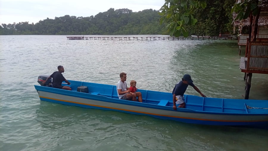 raja ampat avec bébé