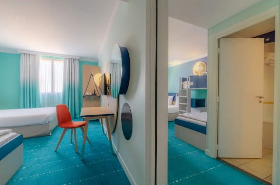 hôtel proche de Disney avec piscine, prolonger la magie de disney